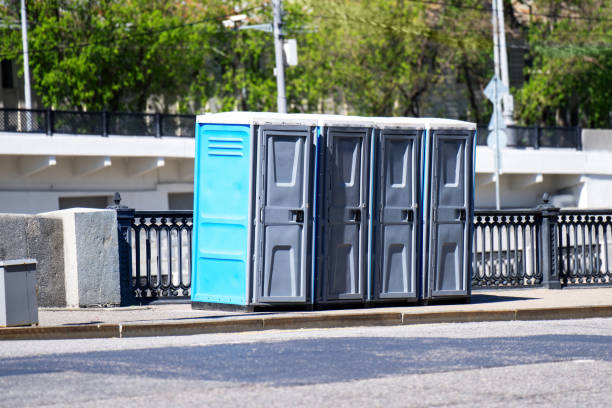 Best Emergency porta potty rental  in Holland, MI